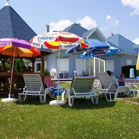 Гостевой дом Kek Vendeghaz Family Денешдиаш