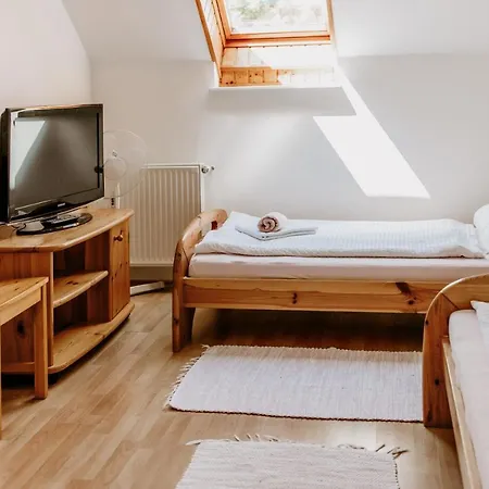 Kek Vendeghaz Family Gasthuis 3*