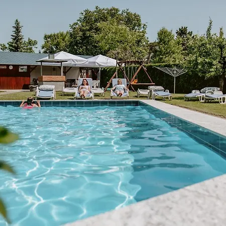 Гостевой дом Kek Vendeghaz Family Денешдиаш