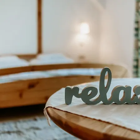 Kek Vendeghaz Family 招待所