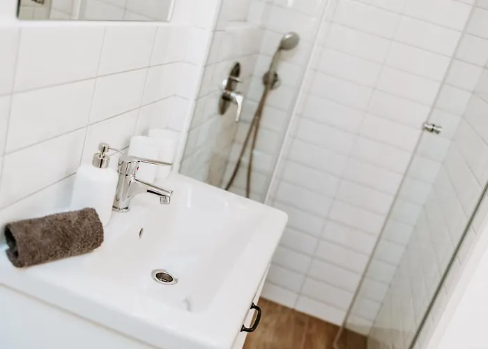 Kek Vendeghaz Family Gyenesdiás