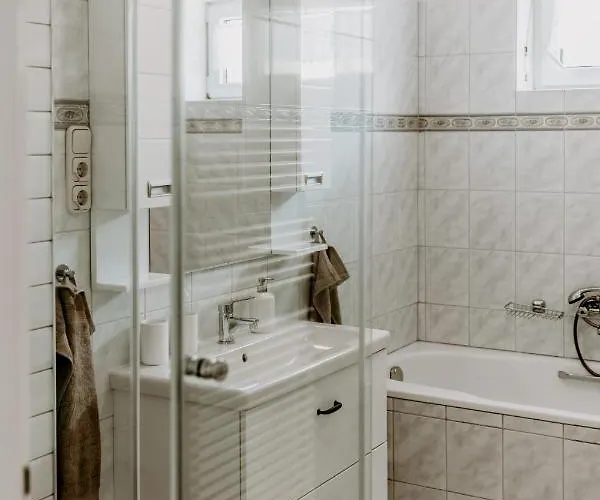 Kek Vendeghaz Family Penzion 3*