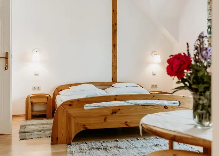 Kek Vendeghaz Family 3* Gyenesdiás