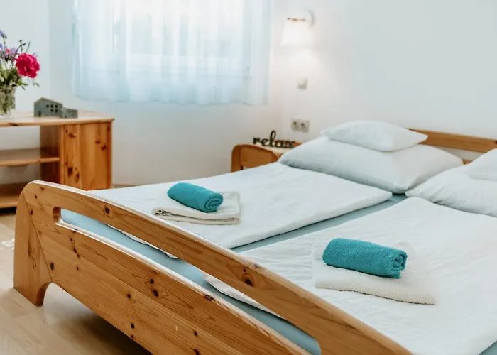 Kek Vendeghaz Family Penzion 3*